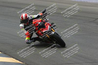 media/Apr-09-2022-SoCal Trackdays (Sat) [[c9e19a26ab]]/Bowl (11am)/